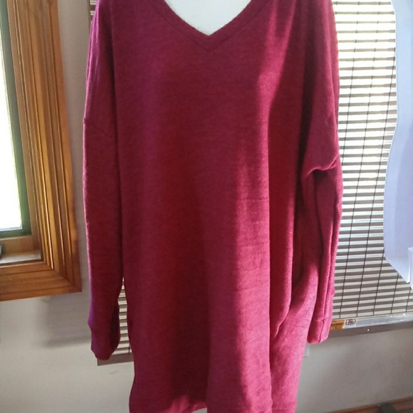 Tops - ❌Red sweater long tunic❌